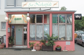 Ausgeschenkt: Zwischen Kult und Kippe