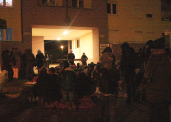 Nächtliche Blockade verhindert Abschiebung von Asylbewerbern