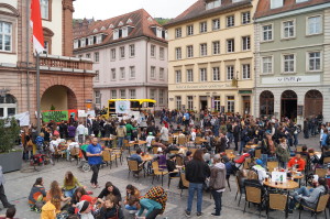 Die neue Situation am Marktplatz war nicht ideal für Abschlusskundgebung und Konzert. Bild: David Kirchgeßner.