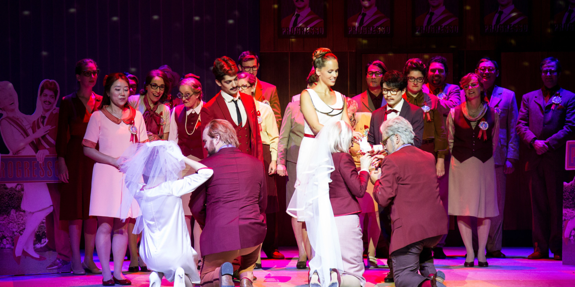 Versteckt, verkleidet, verheiratet