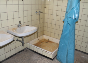 Brennende Kabel und tote Mäuse