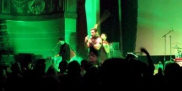 Explosives Übernachtprojekt aus Beirut