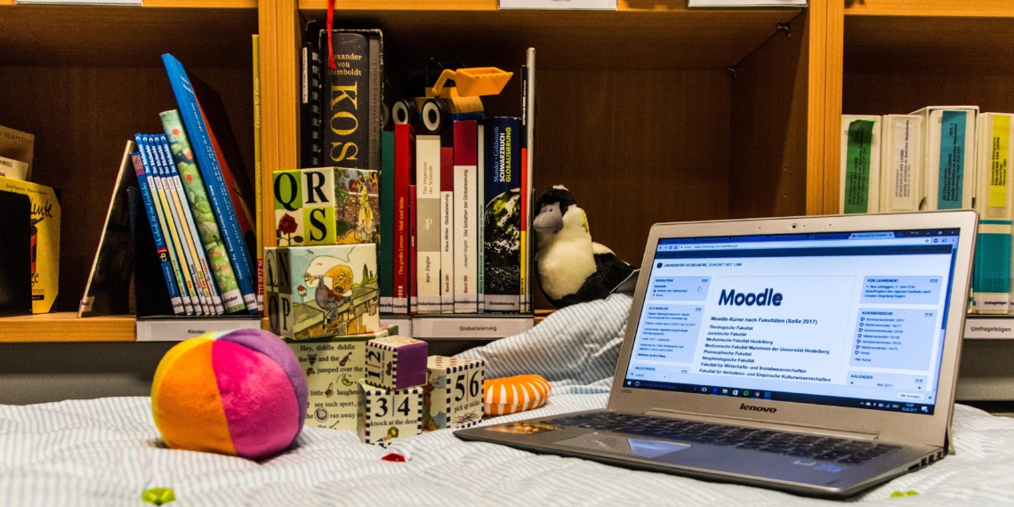 Kein Wickeltisch im Hörsaal