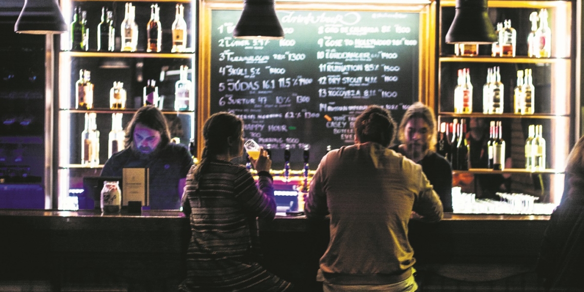 Jeden Tag ins Glas geschaut