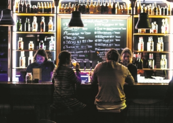 Jeden Tag ins Glas geschaut