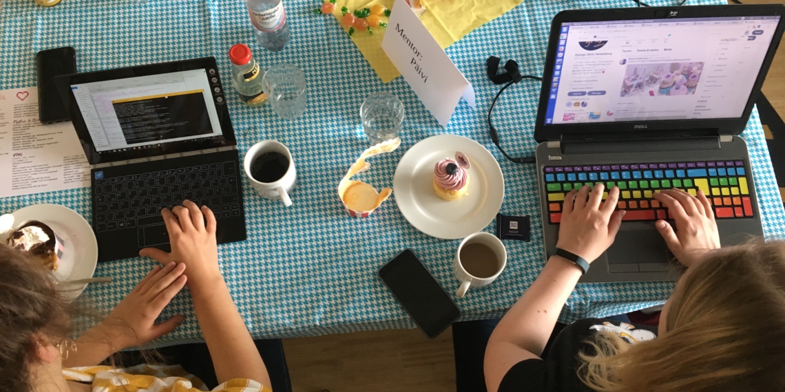 Frauen an die Rechner