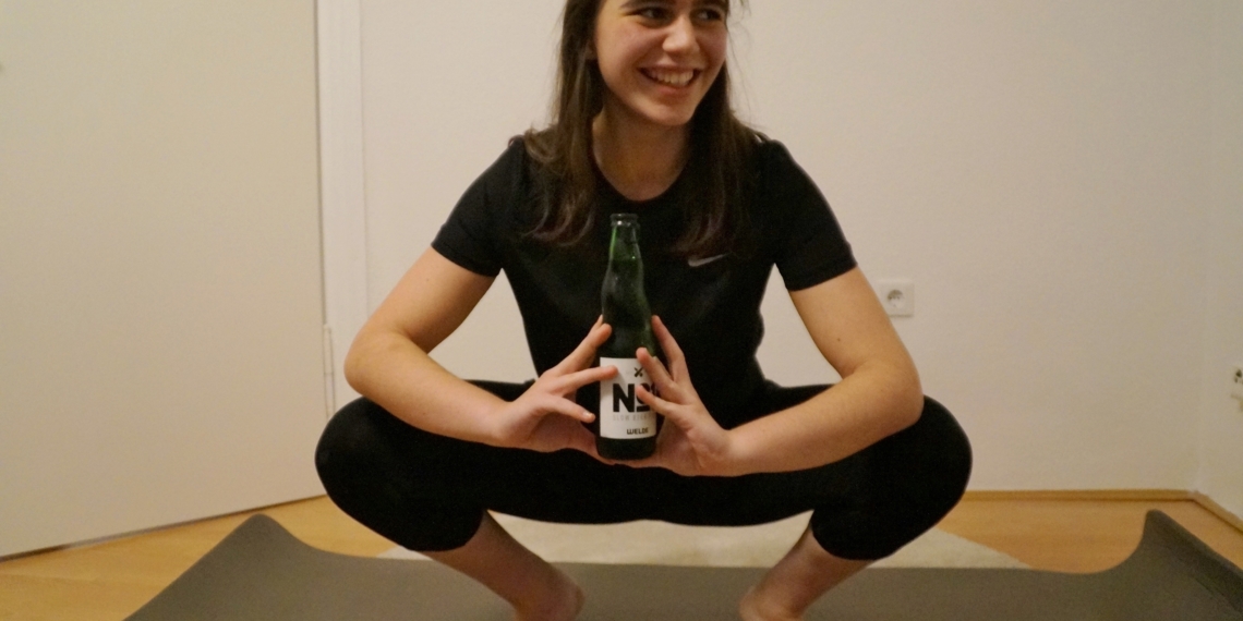 Mit Bier zum Sonnengruß