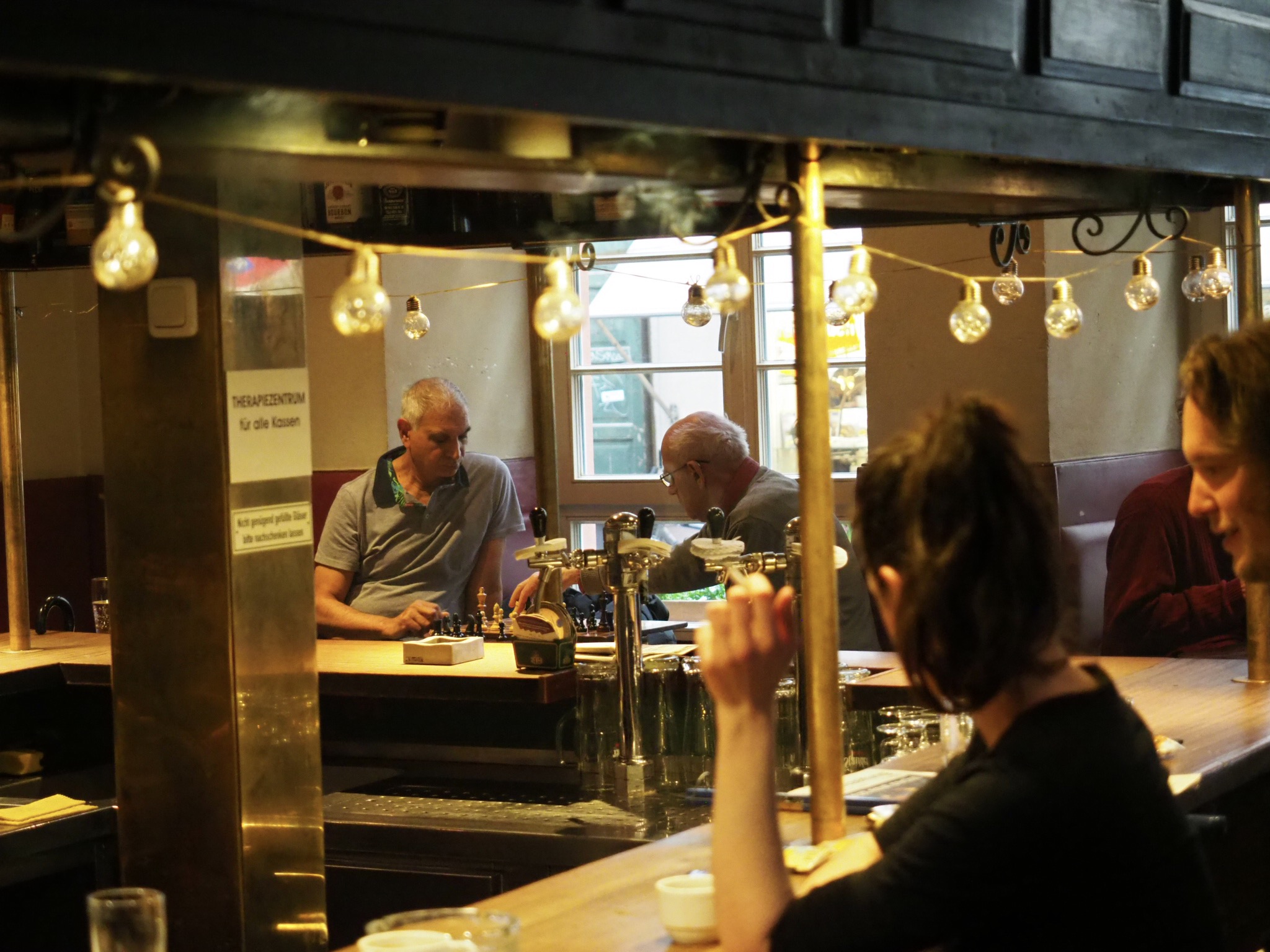 Zwischen Zuchthaus und Mateschuppen