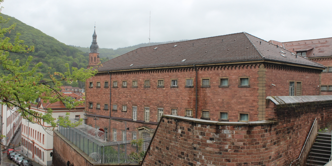 Studieren hinter Gittern