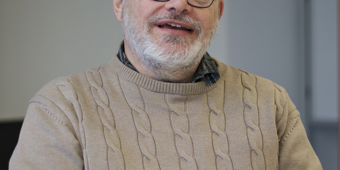 Eine Brücke zwischen zwei Welten