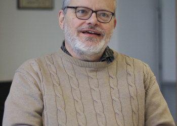 Eine Brücke zwischen zwei Welten