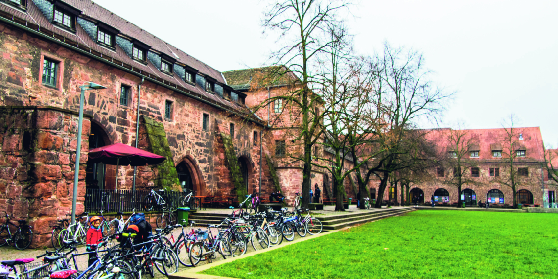 Immer noch nicht vom Tisch