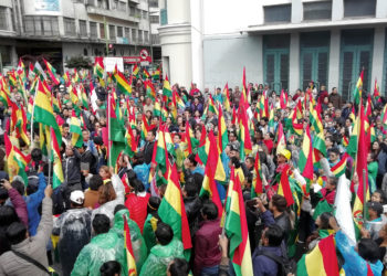 Tränengas und Wahlbetrug