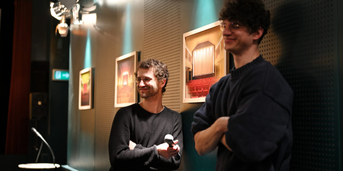 Künstliche Intelligenz, Origami und Sexroboter