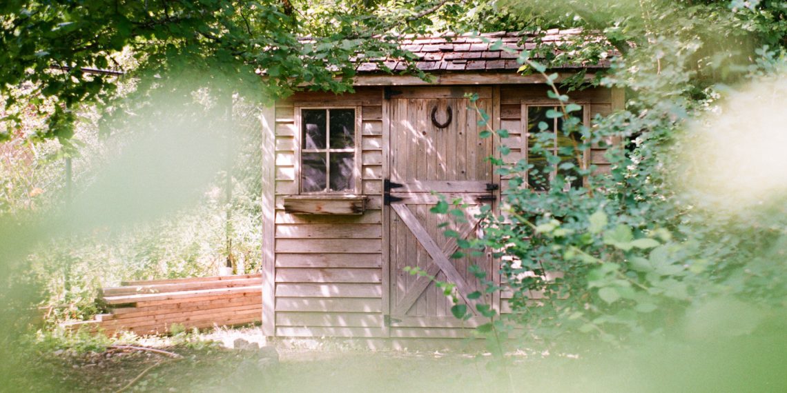 Eine Kleine Poesie: Holzhaus