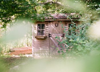 Eine Kleine Poesie: Holzhaus