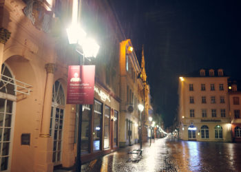 Video: Übernachtung im Protestcamp erlaubt