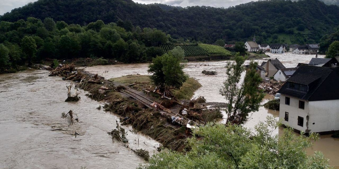 Künstlicher Wetterfrosch