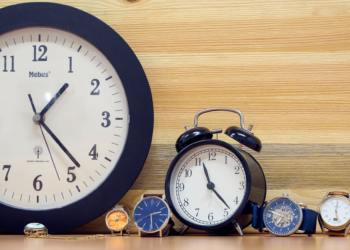 Wer hat an der Uhr gedreht?