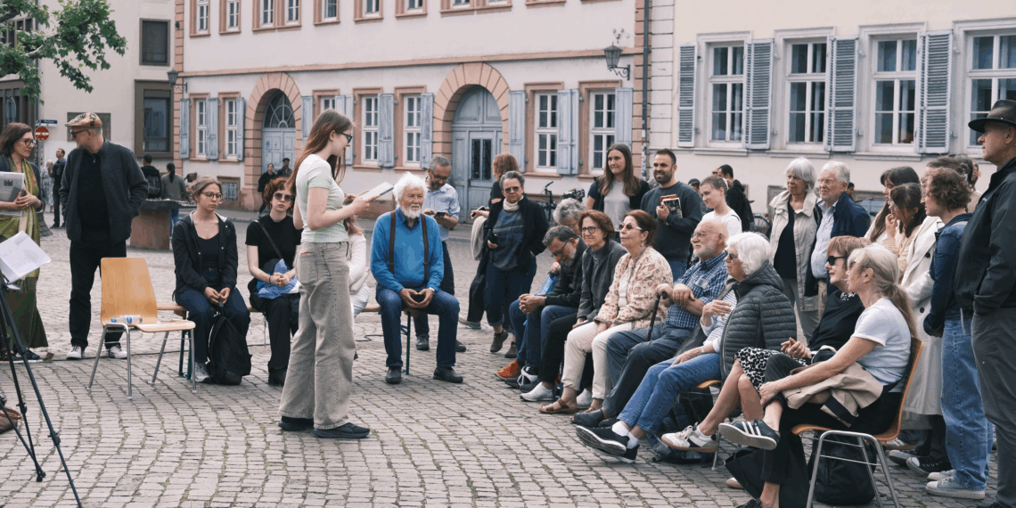 Dauerlesung aus verbrannten Büchern: 92. Jahrestag der Bücherverbrennung