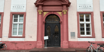 Altes Museum in Alter Uni 